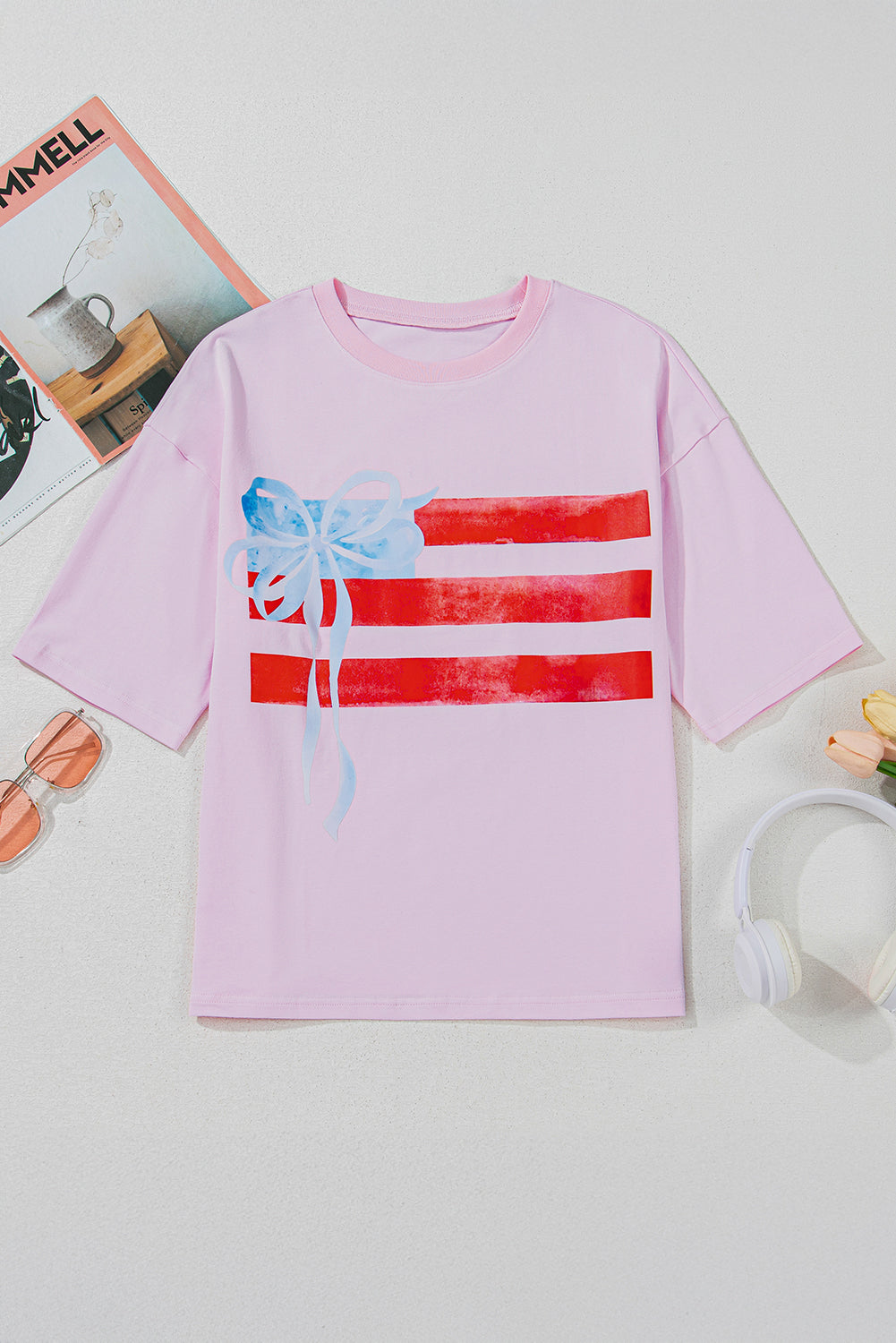 Myosotis Flag Bow Grafik Rundhals-T-Shirt