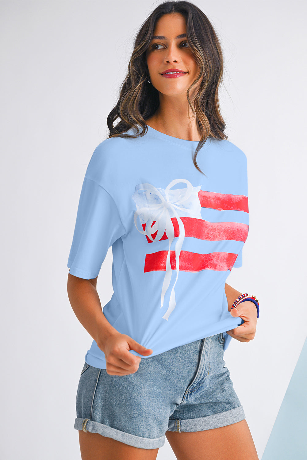 Myosotis Flag Bow Grafik Rundhals-T-Shirt