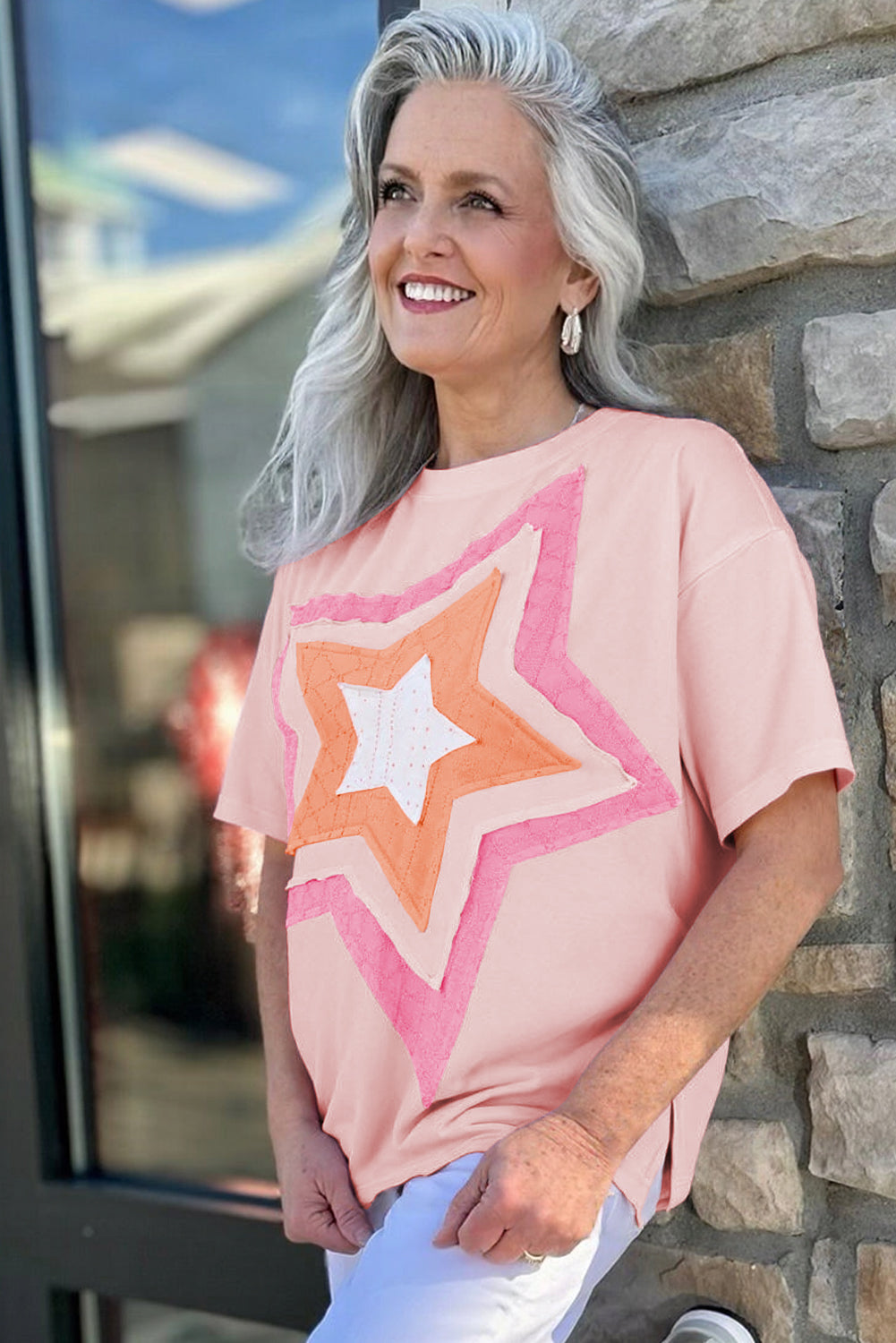 Hellrosa Ösen-Colorblock-Sternenapplikation Übergröße T-Shirt