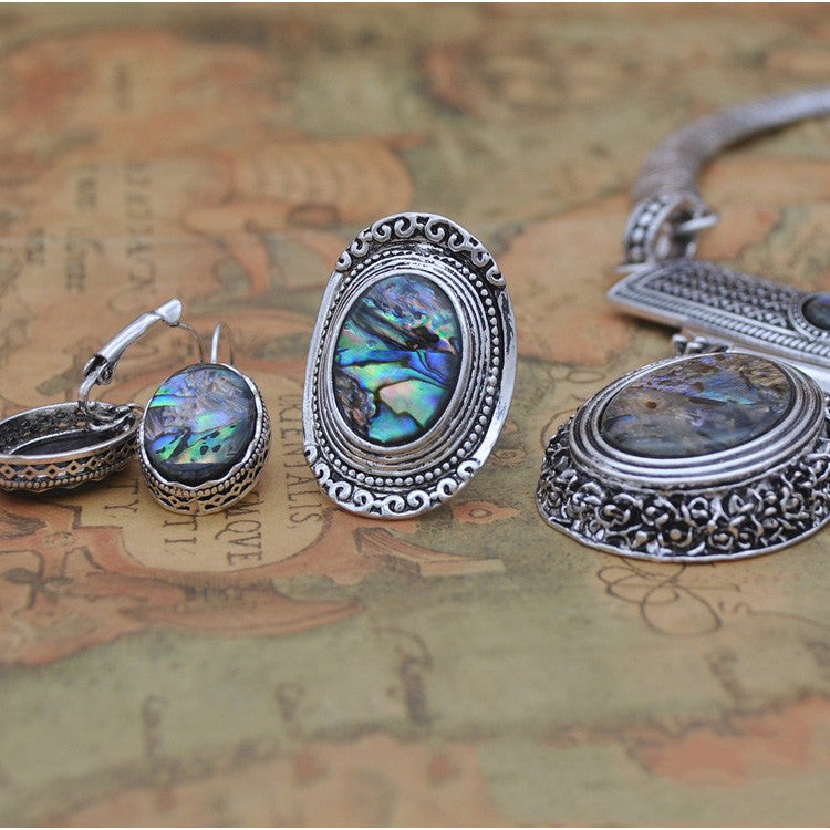 Elegant Three-Piece Jewelry Set — Complete, Just Like Her