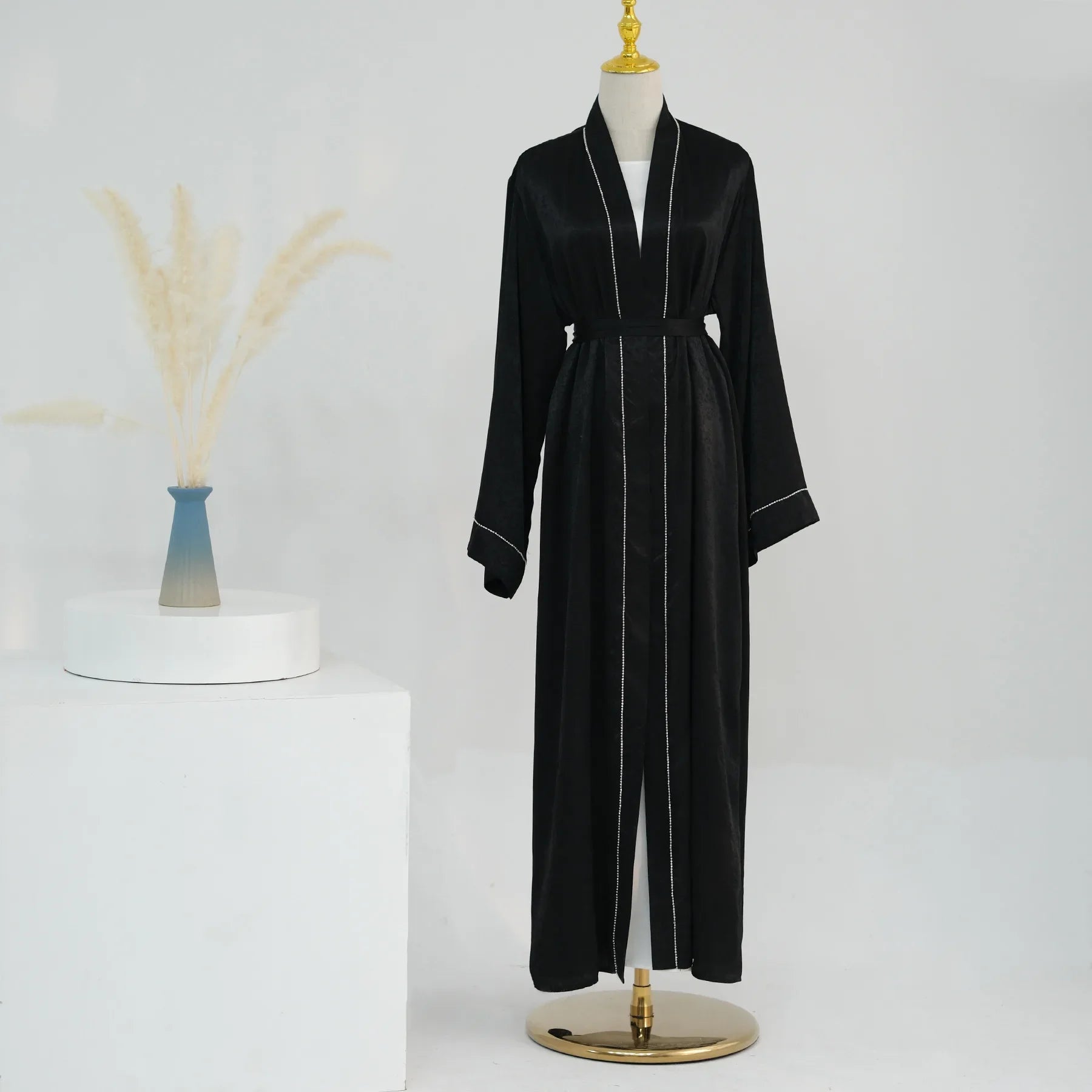 2024 Muslim Modest Cardigan for Women Eid Arab Abaya Dubai Dress Islamic Daily Long Sleeve Clothing Turkey Solid Color Coat Robe