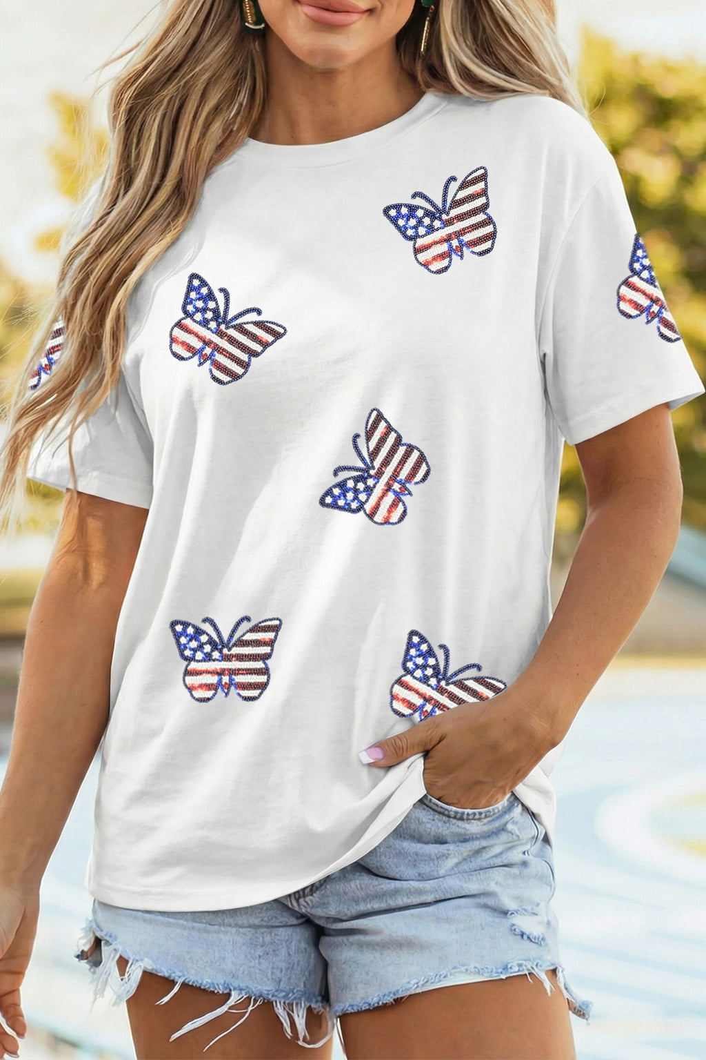 Weißes patriotisches Pailletten-Schmetterling-Freizeit-T-Shirt
