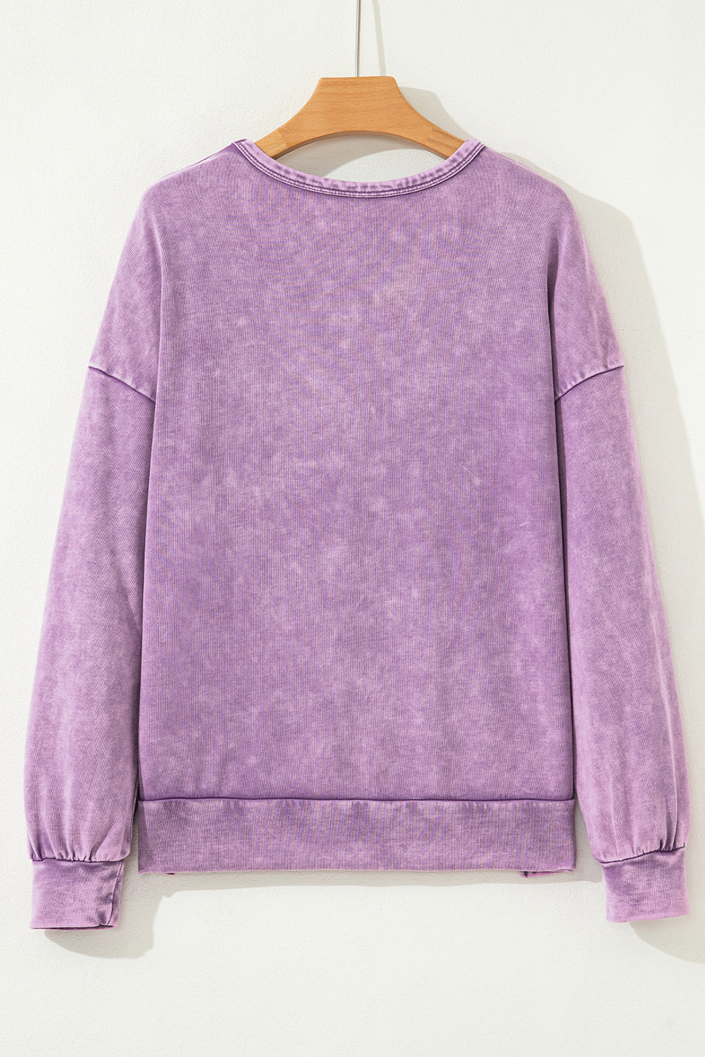 Leuchtend pinkes Mineral Wash Waffle-Pullovershirt mit Schleifchen-Patch